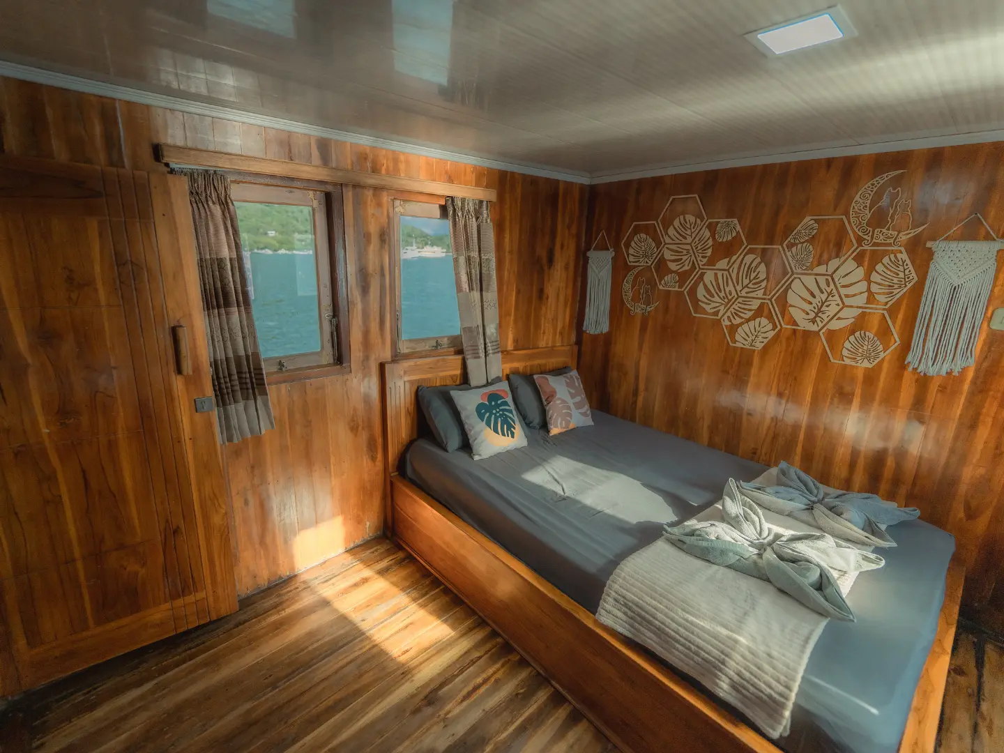 Master Ocean Cabin b