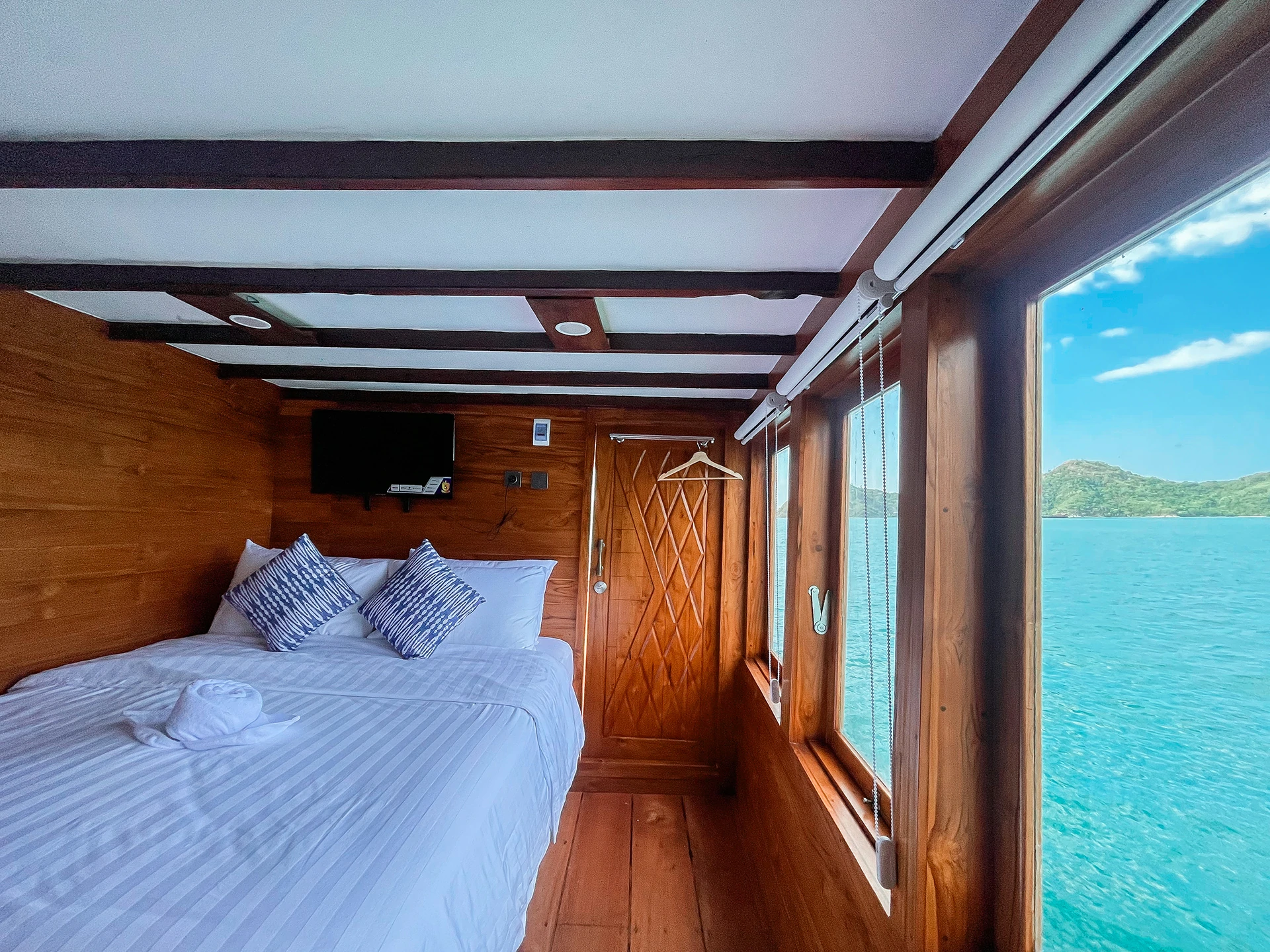 Deluxe Ocean View 2_Soe Besar Vanrei