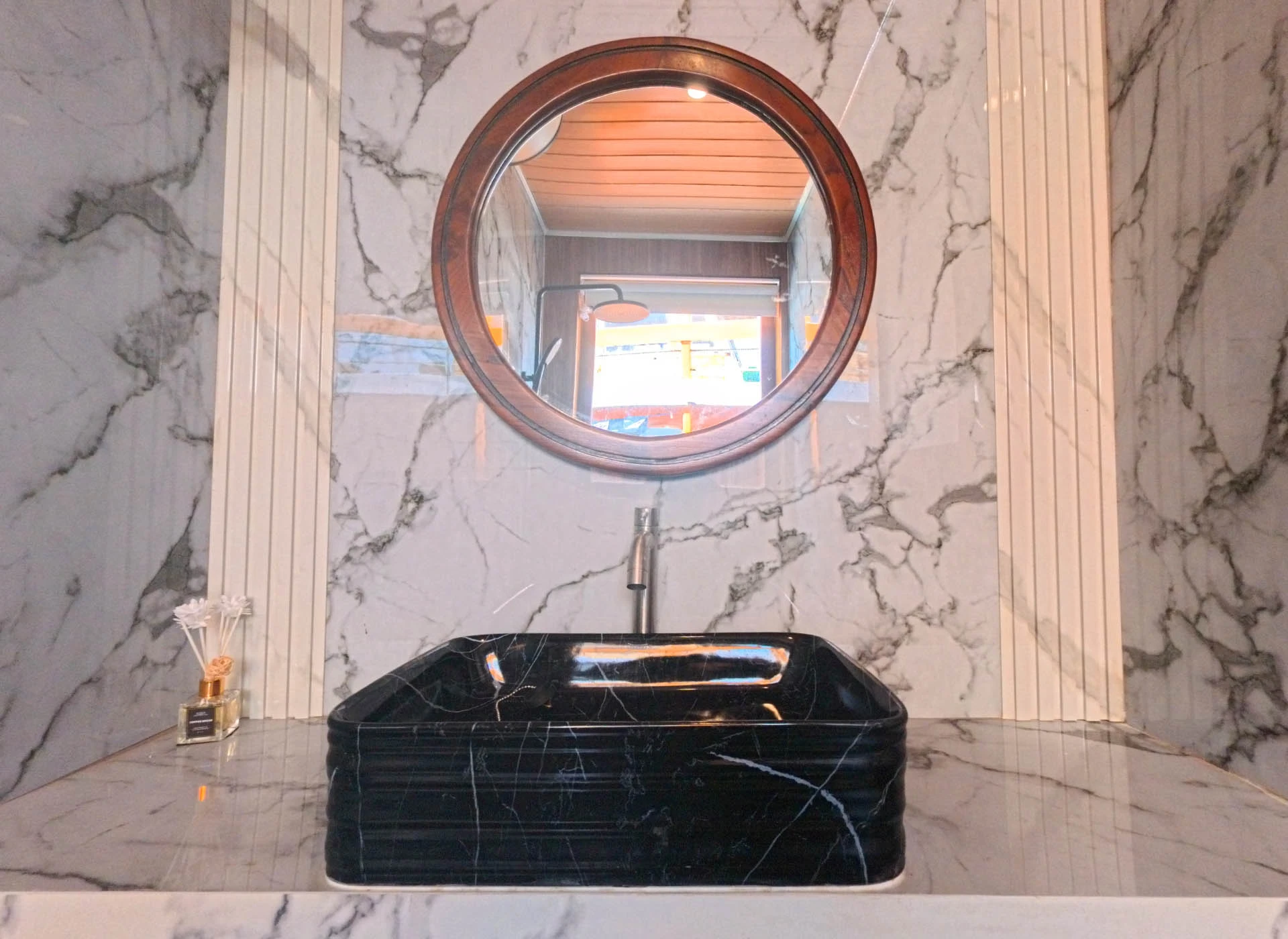 Arfisyana02-Premiere Panoramic-Bathroom