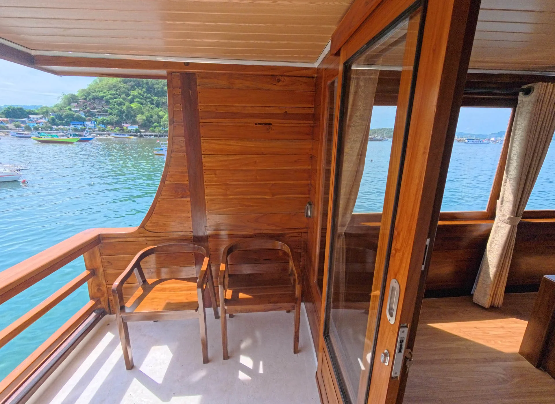 Arfisyana02-Suite Panoramic Balcony-Balcony