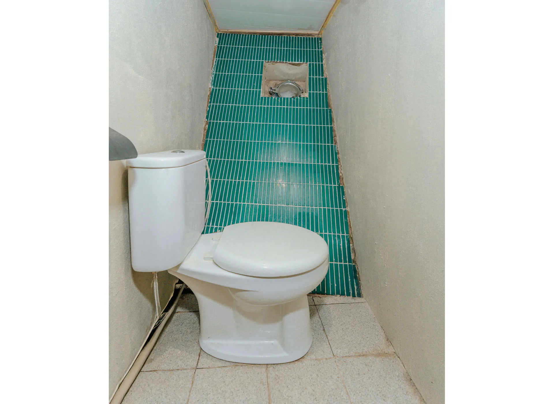 Marea-Sharing Cabin Triple-Bathroom 1